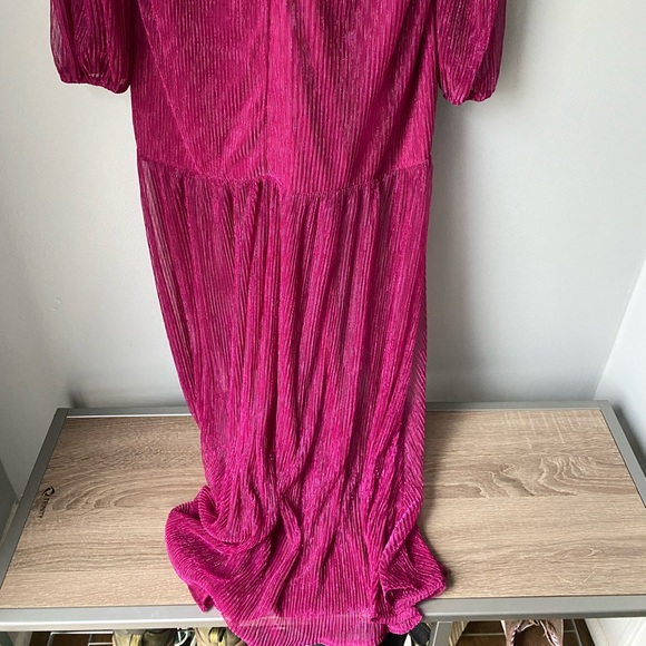 Loretta Plisse Metallic Balloon Sleeve Maxi Dress - Berry / XL - Picture 7 of 11